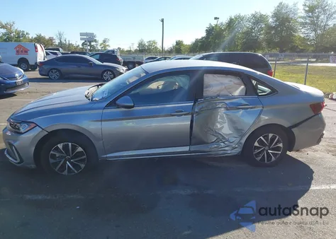 2025 Volkswagen Jetta 1.5T S из США, поврежденный, VIN 3VW5X7BU5SM071959